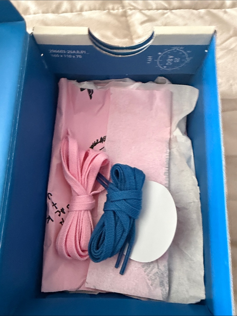 Jordan 1 retro low Travis Scott white and blue - Picture 4 of 9